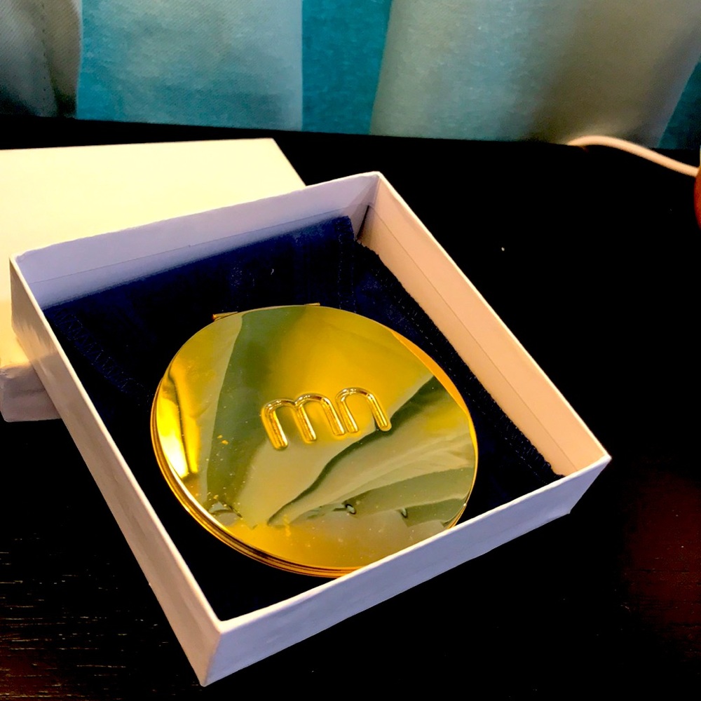 Antique compact mirror